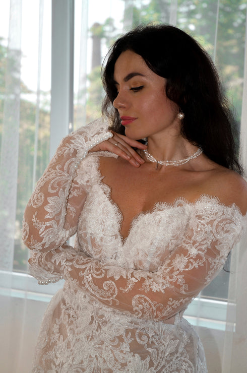 Short wedding dress